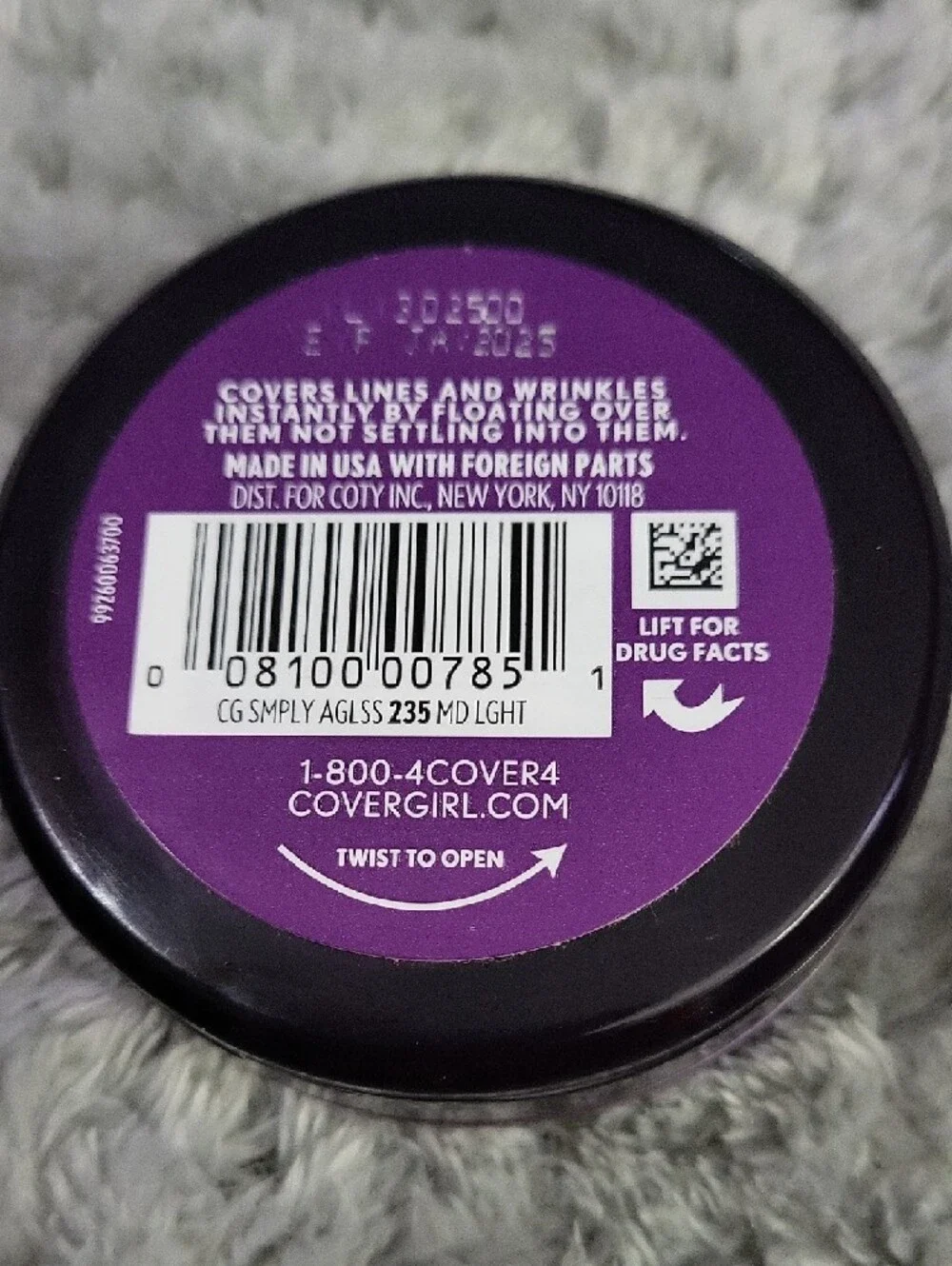 COVERGIRL Simply Ageless Foundation - Medium Light 235‎